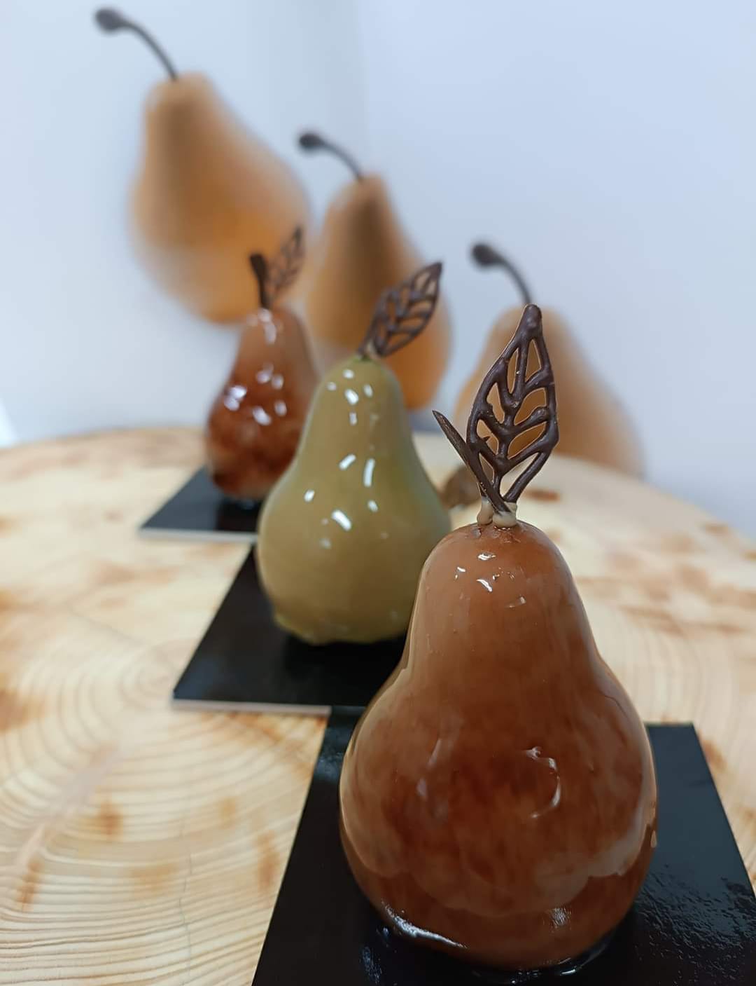 OBSAZENO Mousse dezerty + Mirror glaze 26. 4. 2025